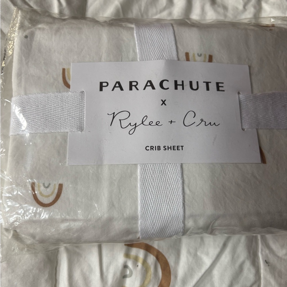 Parachute Crib Sheet with Rainbow Design
